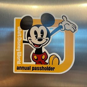 Walt Disney World 2021 Annual Pass Magnet